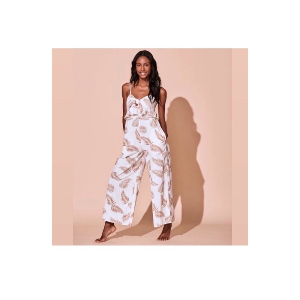 Billabong Sincerely Jules Size XS Twist Neckline Palm Print Jumpsuit Wide Leg